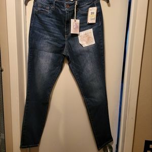 Jessica  Simpson 👖